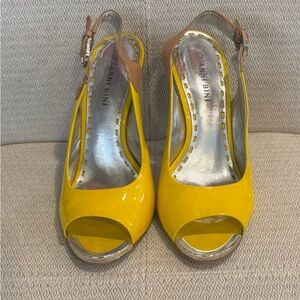 Gianni Bini Yellow and Tan Peep Toe Heels